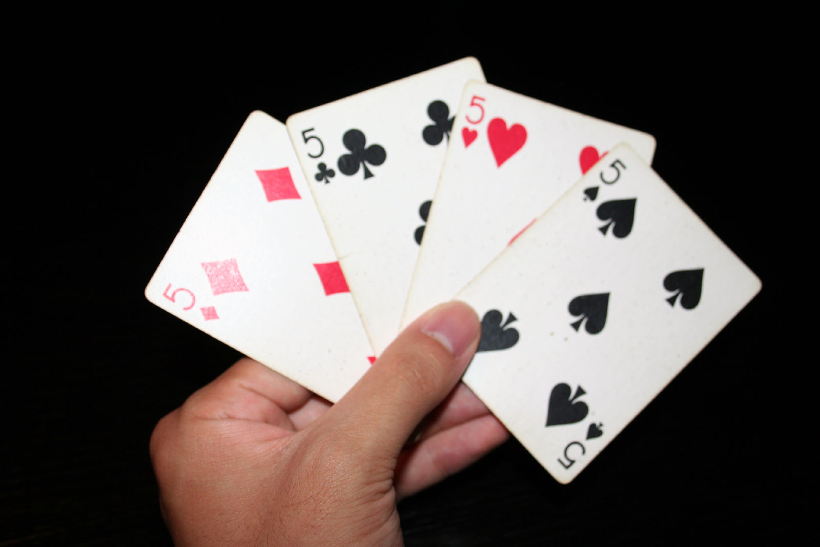 5_playing_cards.jpg