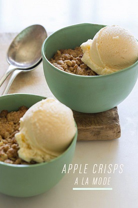 apple crisp a la mode.jpg