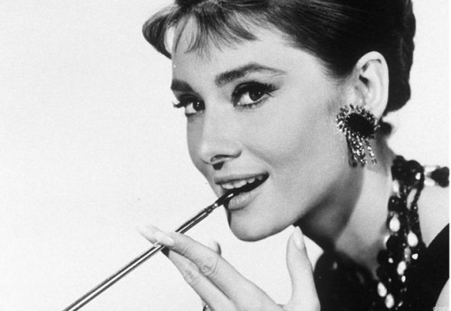 audrey_hepburn_reference1-500x345.jpg