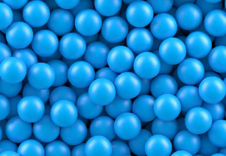 Blue-Balls-Pit-667360418-770x533-1.webp