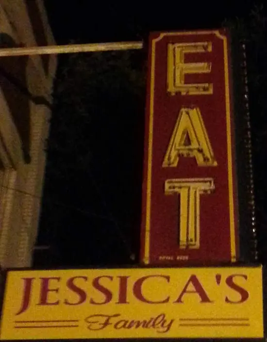 eat-jessicas-family-bad-funny-restaurant-names.webp