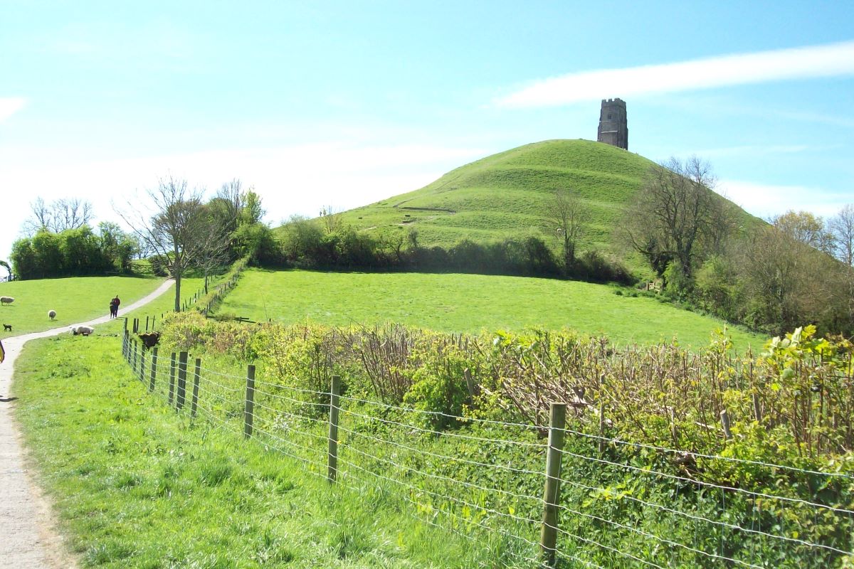 GlastonburyTor2.JPG