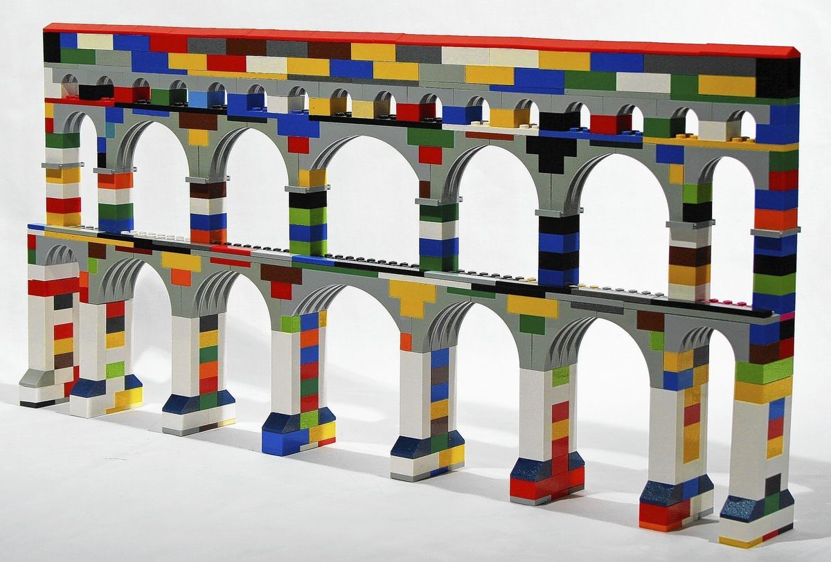 hc-ctn-art-lego-0731-20140728.jpg