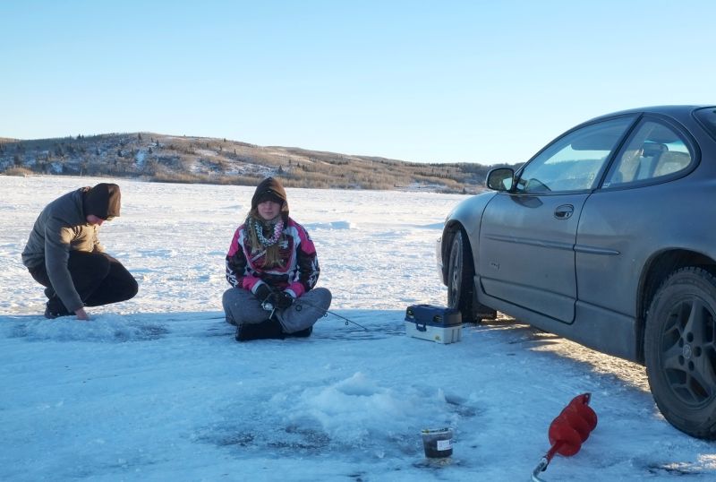 Ice Fishing 01.jpg