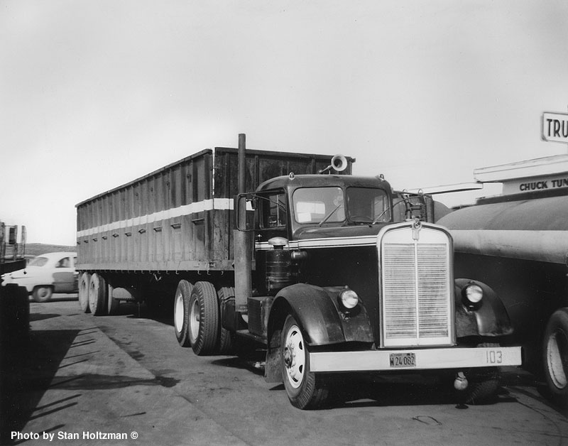 kenworth-524-04.jpg