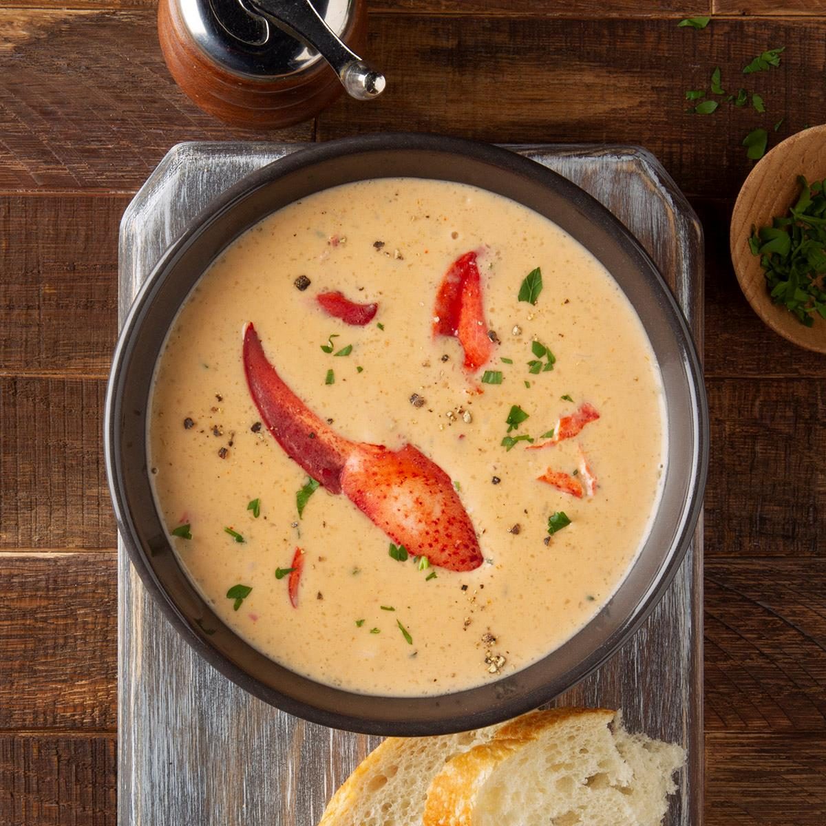 Lobster-Bisque_EXPS_FT20_250649_F_0206_1-5.jpg