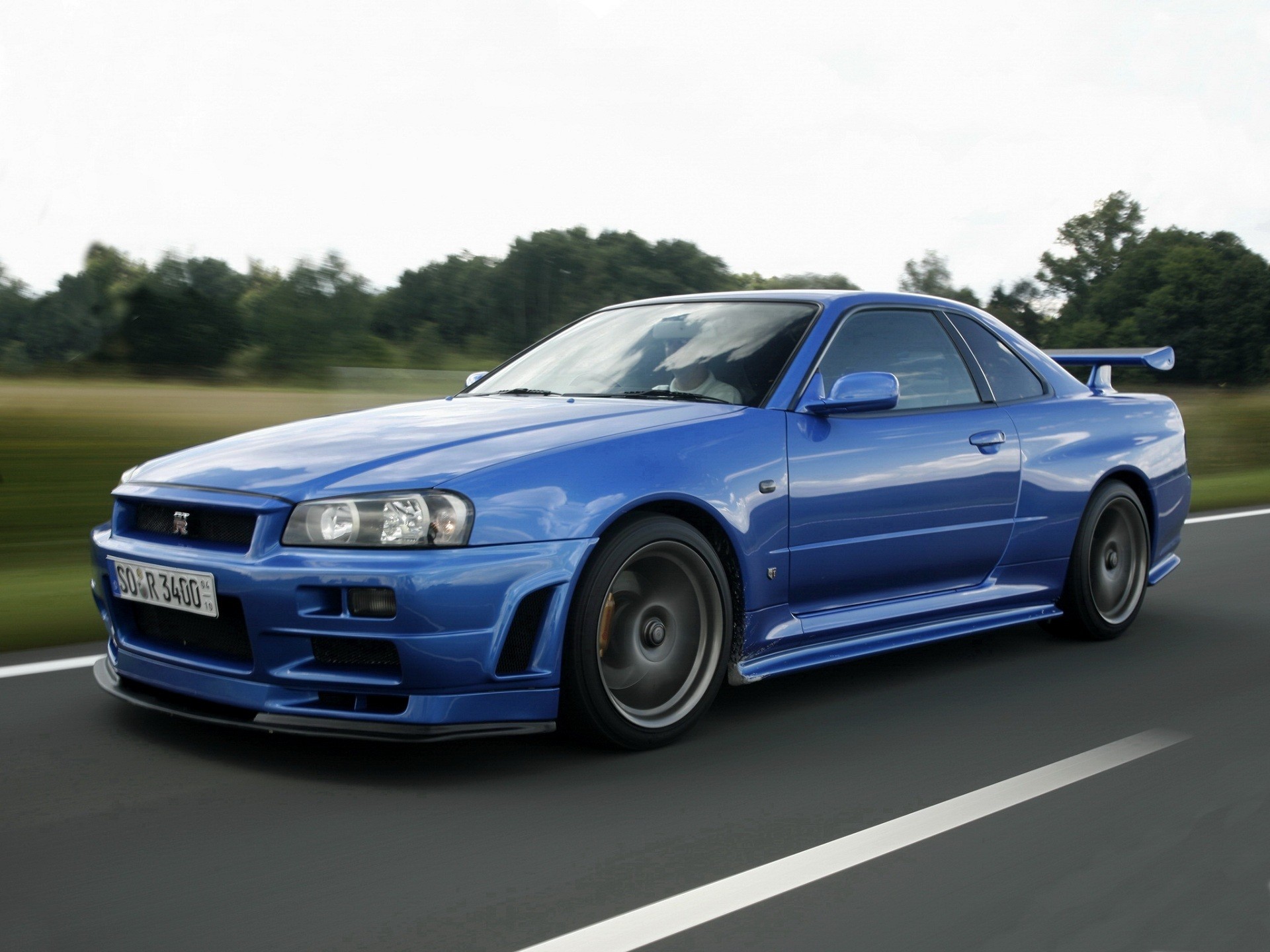 nissan-skyline-gt-r-x-r34-2000-123895.jpg