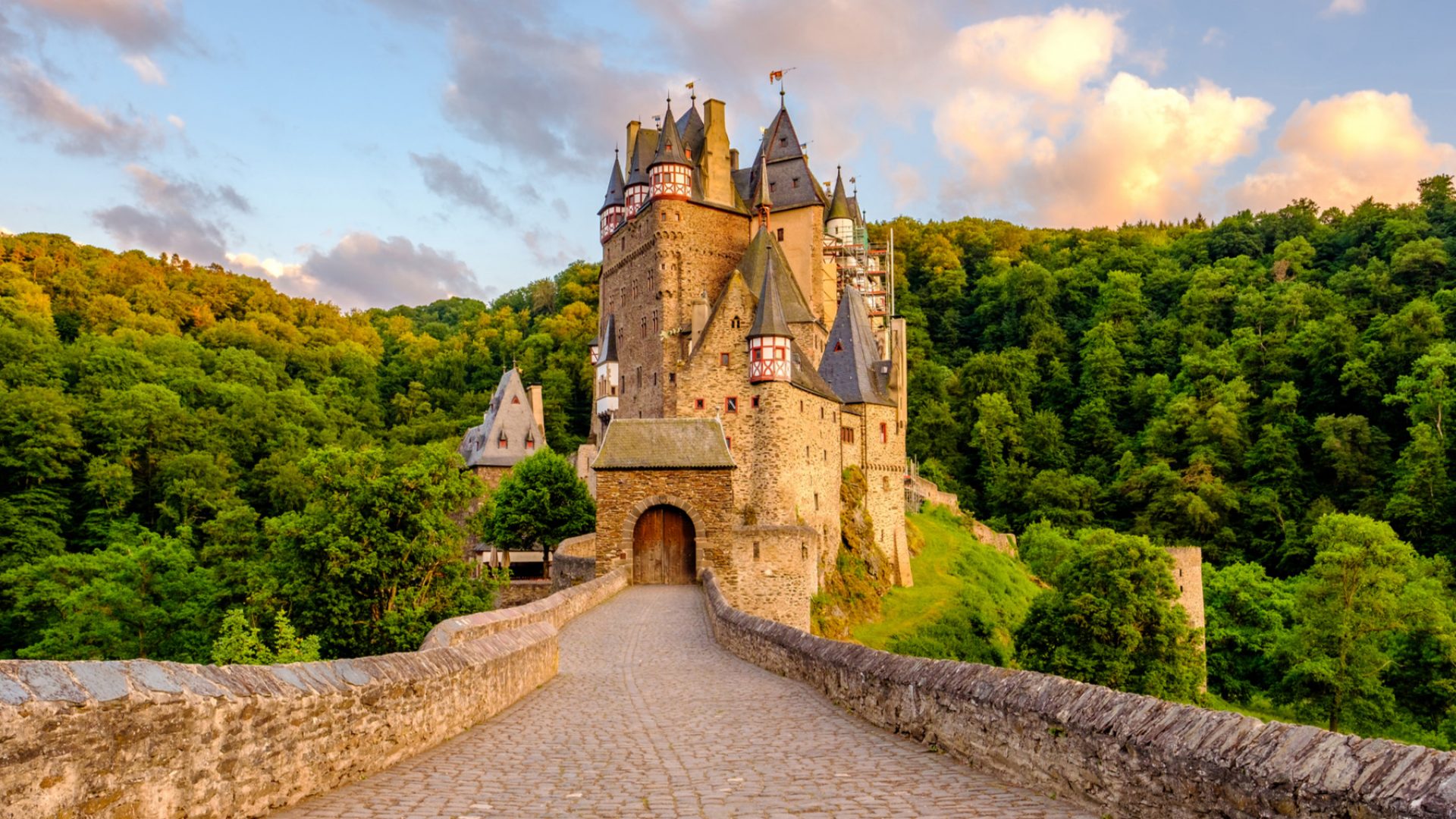 rhineland-castles-1920x1080.jpg