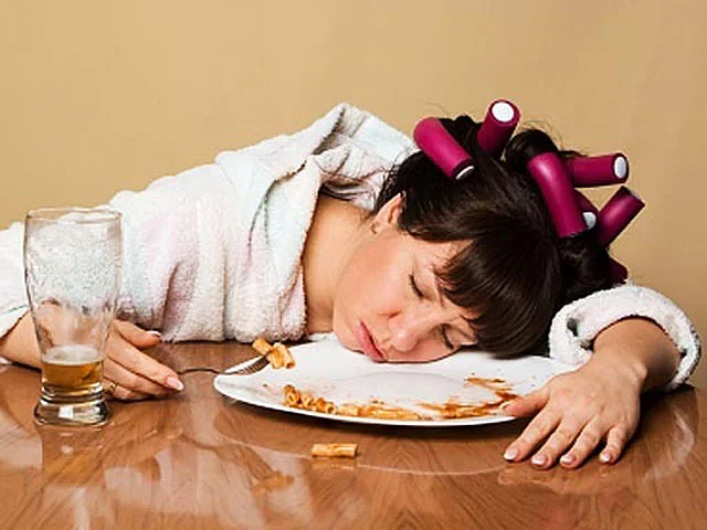 Sleep_Eating_Disorder.webp