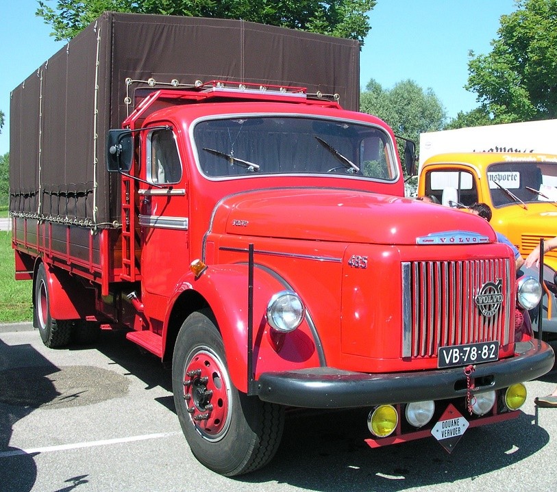 volvo-l-485-02.jpg