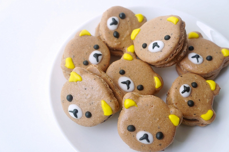 Rilakkuma-Macarons.webp