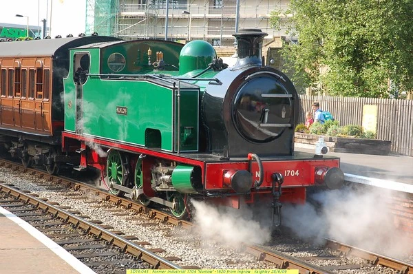 Steam Loco 1704 090628 Keighley [jg]-M.webp