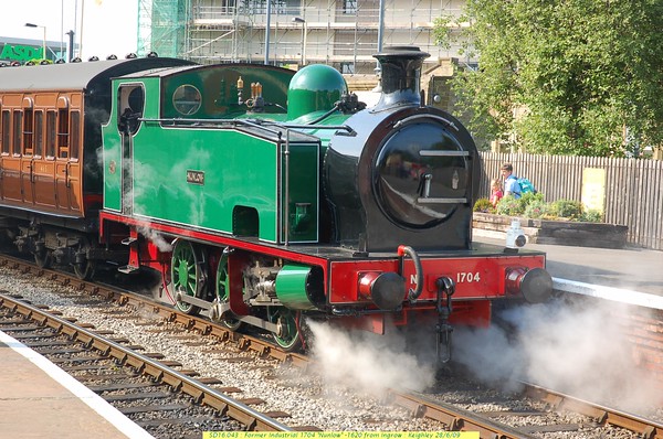 Steam Loco 1704 090628 Keighley [jg]-M.jpg