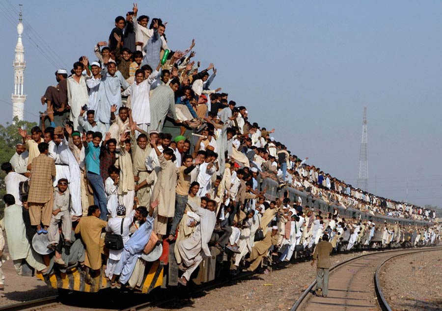 trein-pakistan.jpg