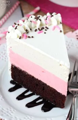 ice cream cake.webp