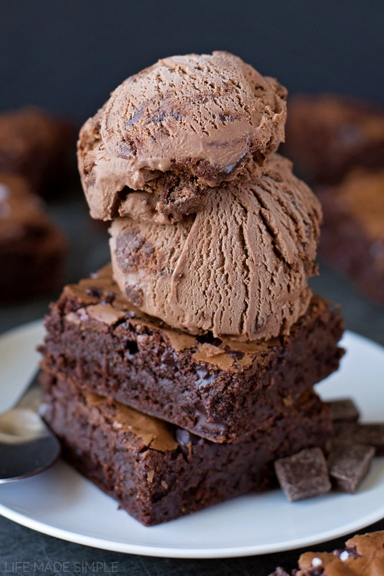 Brownie-Fudge-Swirl-Ice-Cream-1 (1).webp