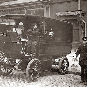 C cab delivery truck 1912