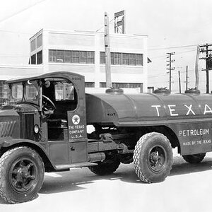 Mack Texaco Tanker