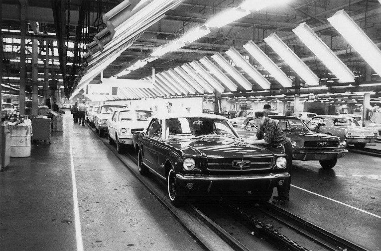 1964 Mustang inspection