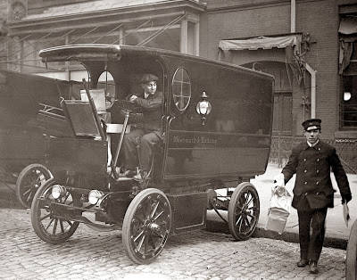 C cab delivery truck 1912