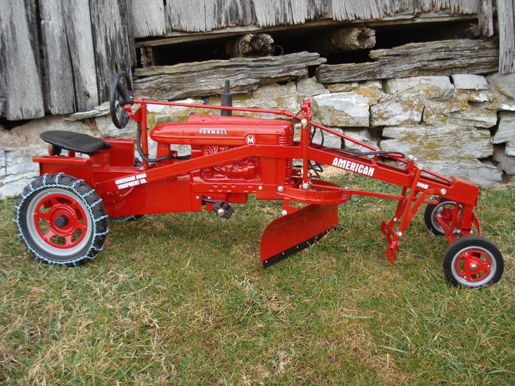 Farmall grader