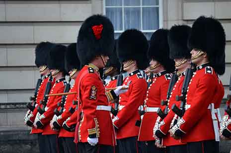 Coldtream-Guards-Buckingham-Palace.jpg