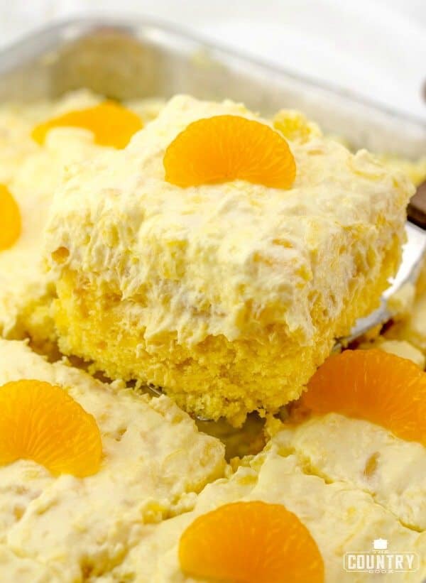 Mandarin-Orange-Cake.jpg