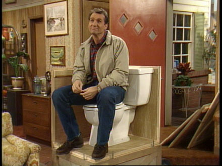 al+bundy+on+toilet-image.jpg