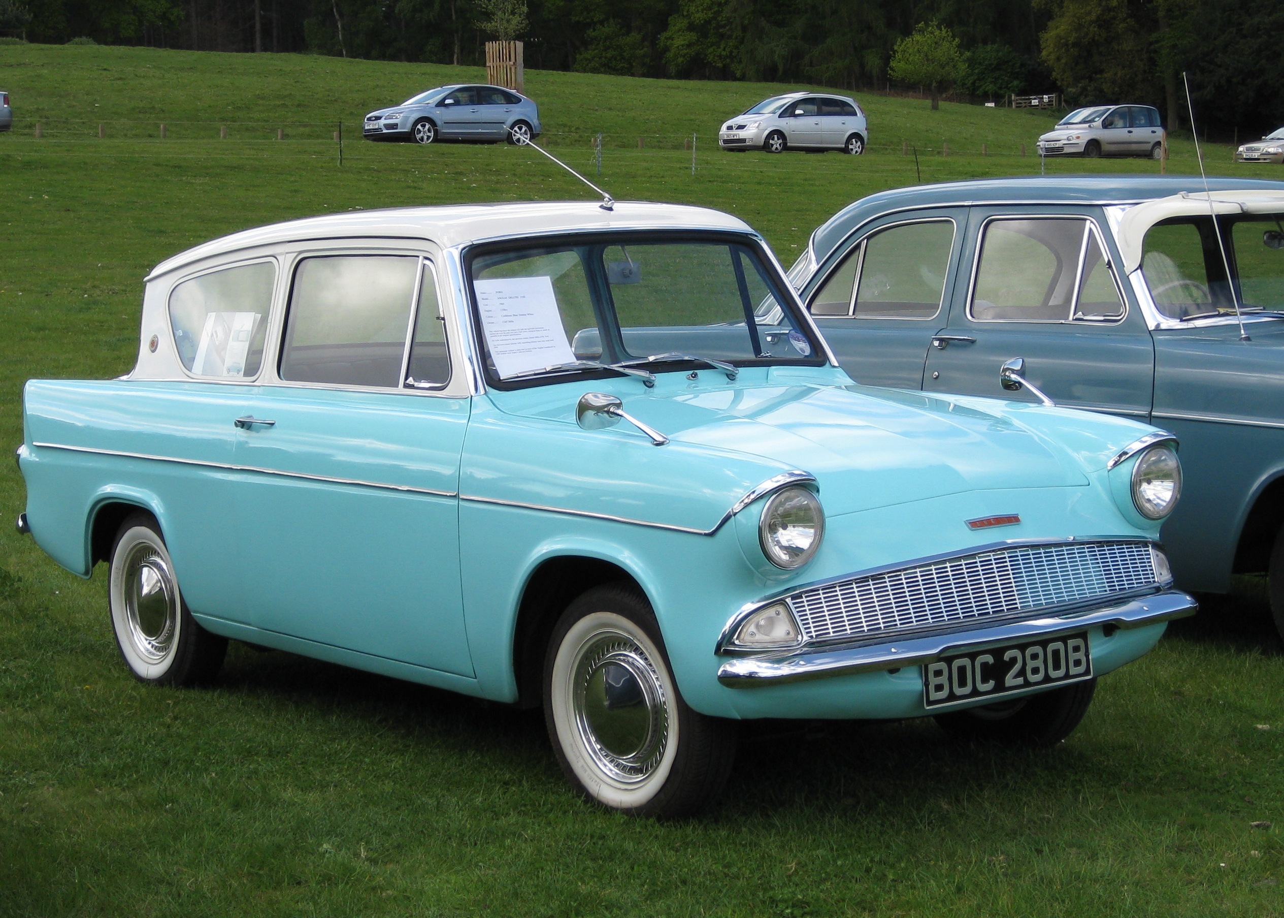 Ford_Anglia_Reg_Jun_64_1198_cc.JPG