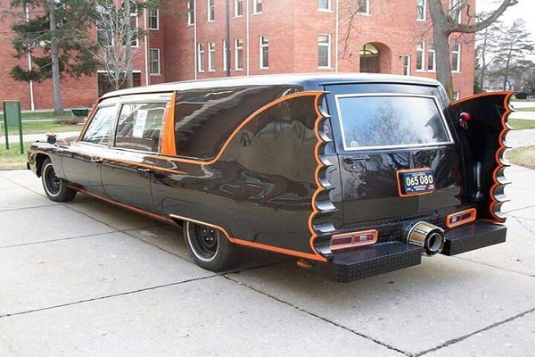 Ten of the Worlds Most Unusual Funeral Cars (Hearses)