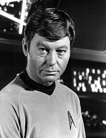 220px-DeForest_Kelley%2C_Dr._McCoy%2C_Star_Trek.jpg