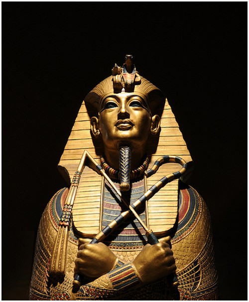 Pharaoh-Tutankhamun-3.jpg