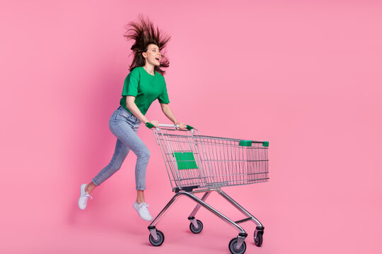 Shopping Cart Run Images – Browse 5,082 Stock Photos, Vectors, and Video |  Adobe Stock